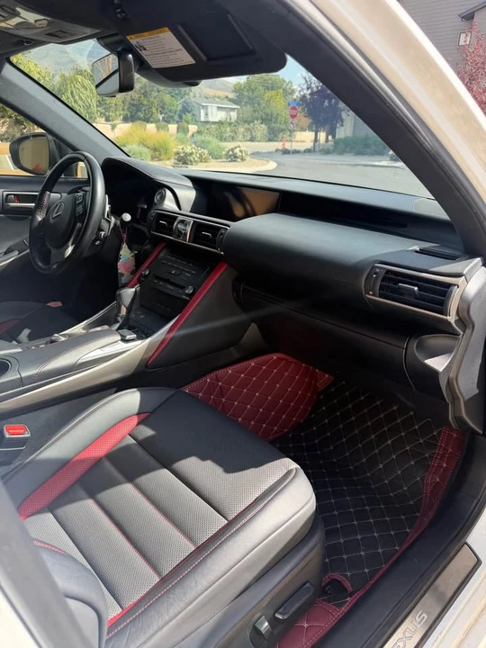 2019 Lexus IS 3rd Gen - Image 6 of 8