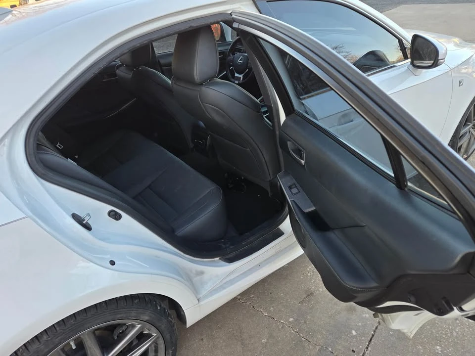 2019 Lexus IS 3rd Gen - Image 11 of 11