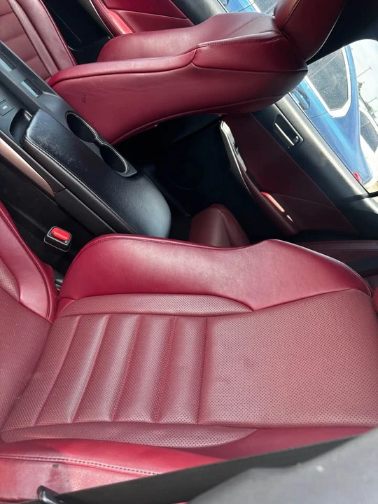 2019 Lexus IS 3rd Gen - Image 5 of 12