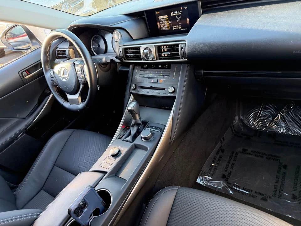 2019 Lexus IS 3rd Gen - Image 5 of 5