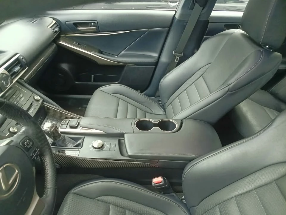 2019 Lexus IS 3rd Gen - Image 4 of 8