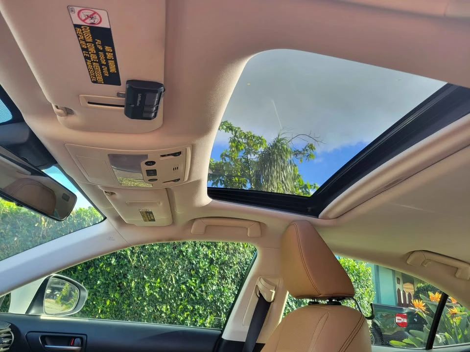 2019 Lexus IS 3rd Gen - Image 8 of 10