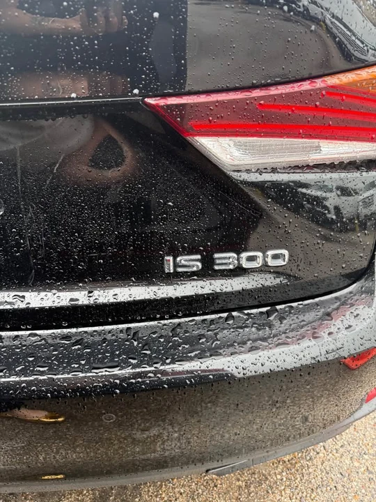 2019 Lexus IS 3rd Gen - Image 6 of 7