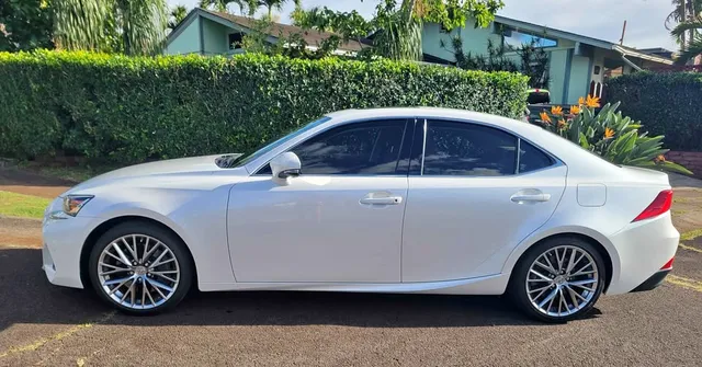 2019 Lexus IS 300 Sedan 4D