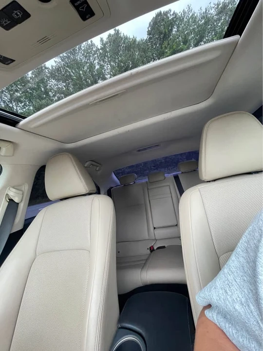 2019 Lexus IS 3rd Gen - Image 15 of 18