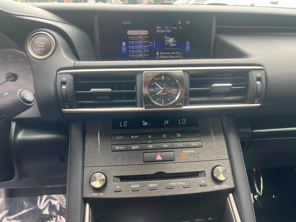 2019 Lexus IS 3rd Gen - Image 14 of 18
