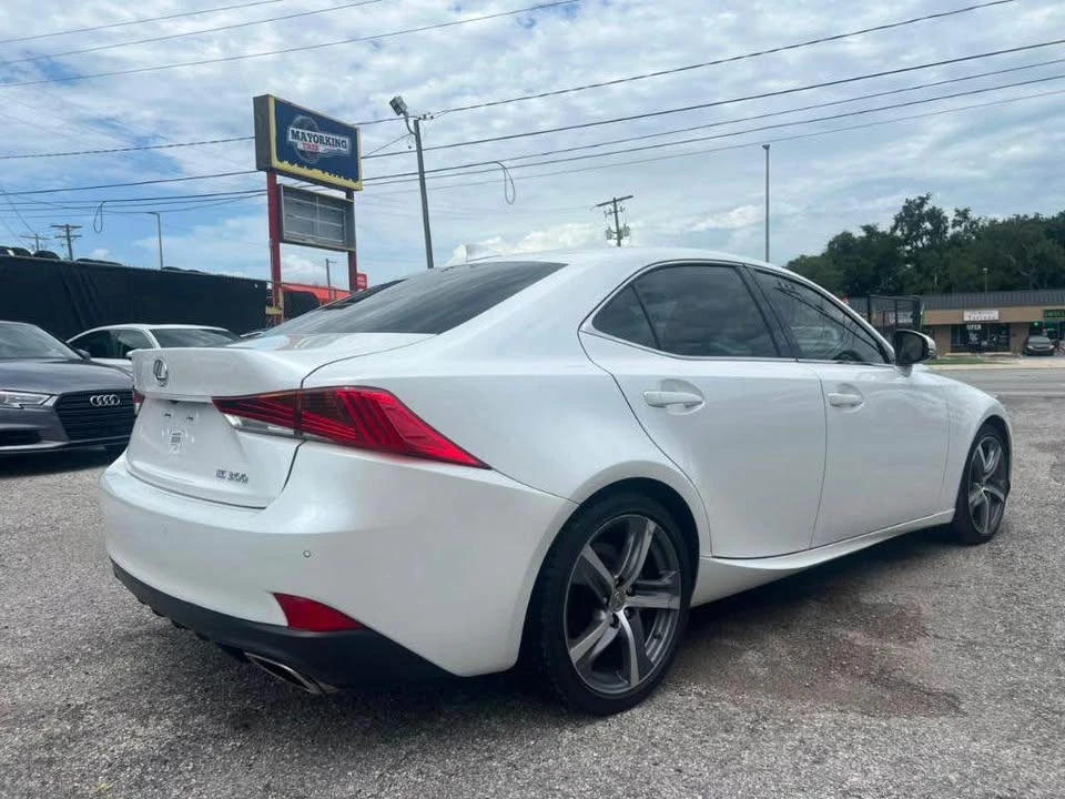 2019 Lexus IS 3rd Gen - Image 5 of 18