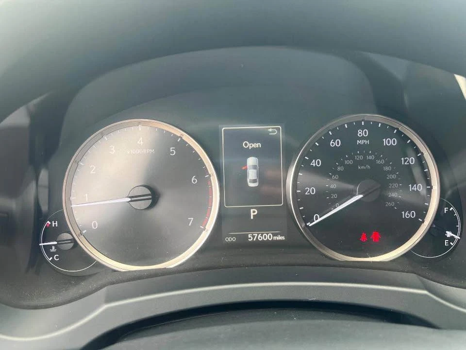 2019 Lexus IS 3rd Gen - Image 17 of 18