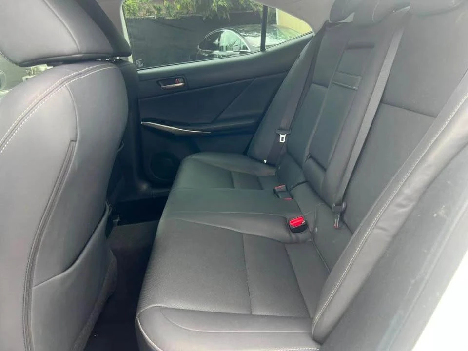 2019 Lexus IS 3rd Gen - Image 10 of 18