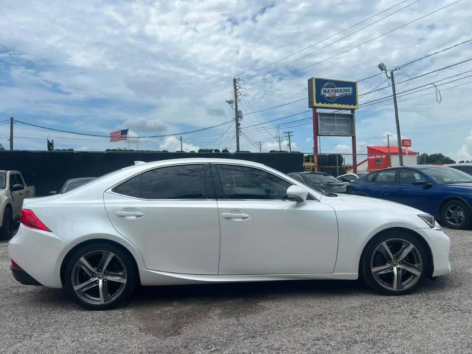 2019 Lexus IS 3rd Gen - Image 4 of 18