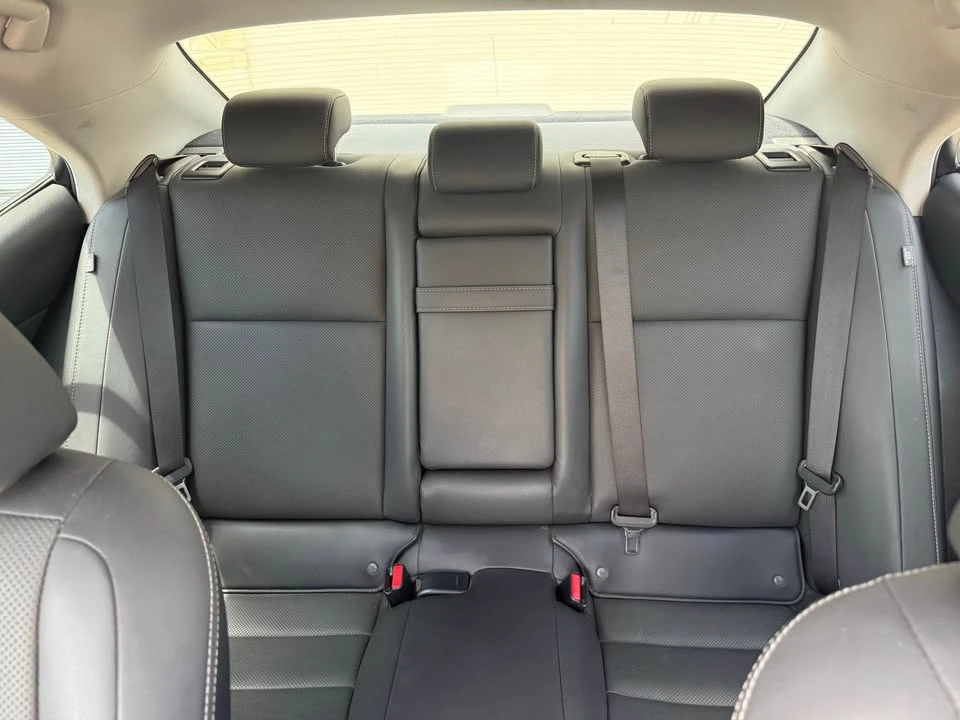2019 Lexus IS 3rd Gen - Image 10 of 11