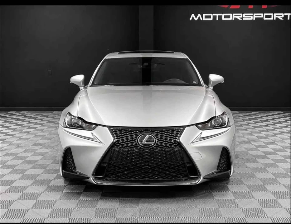 2019 Lexus IS 3rd Gen - Image 3 of 10