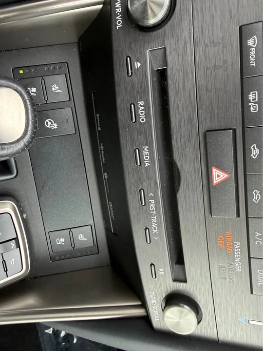 2019 Lexus IS 3rd Gen - Image 10 of 10