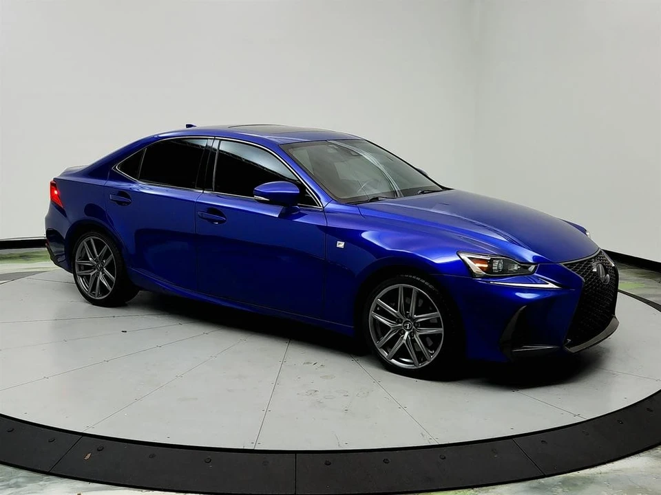 2019 Lexus IS 3rd Gen - Image 3 of 12