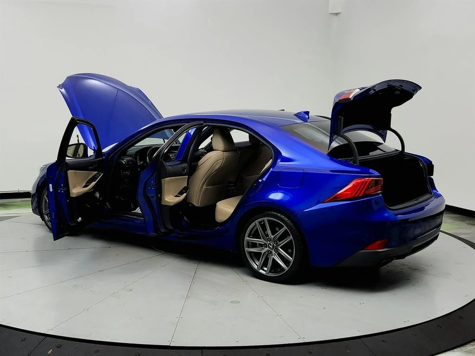 2019 Lexus IS 3rd Gen - Image 12 of 12