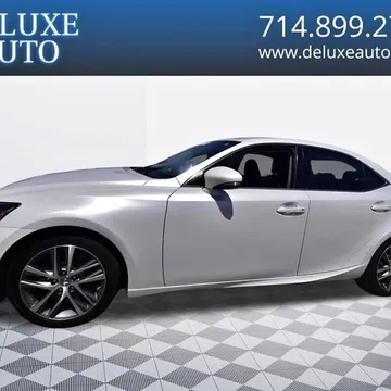 2019 Lexus IS