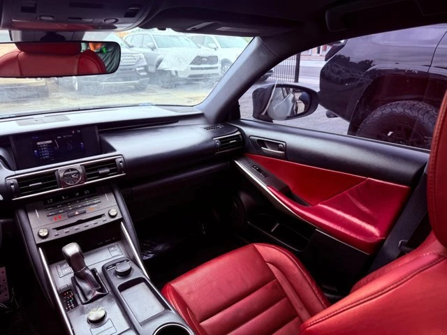 2019 Lexus IS 3rd Gen - Image 19 of 20