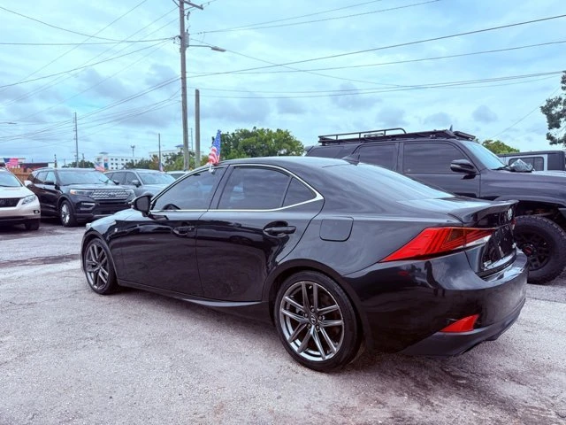 2019 Lexus IS 3rd Gen - Image 5 of 20