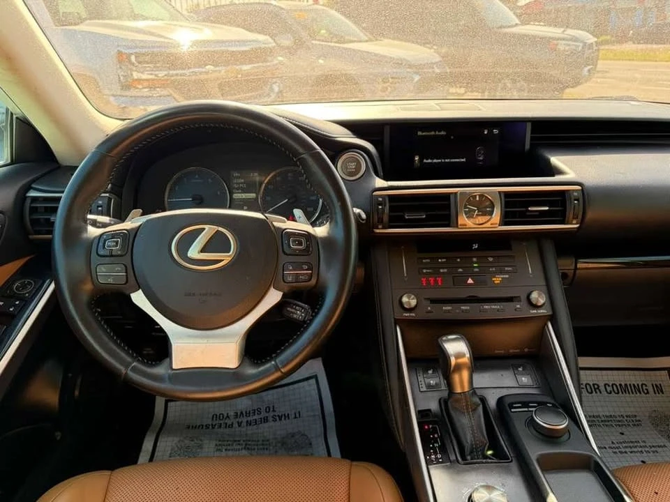 2019 Lexus IS 3rd Gen - Image 9 of 13