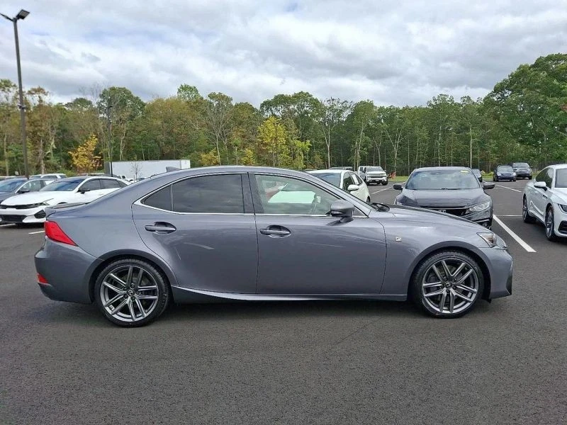 2019 Lexus IS 3rd Gen - Image 7 of 12