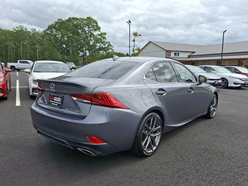 2019 Lexus IS 3rd Gen - Image 6 of 12