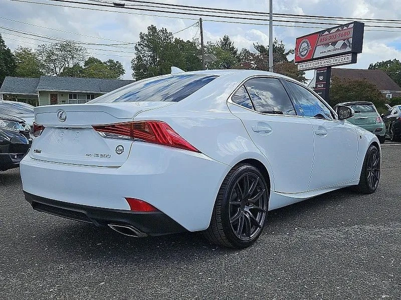 2019 Lexus IS 3rd Gen - Image 7 of 12