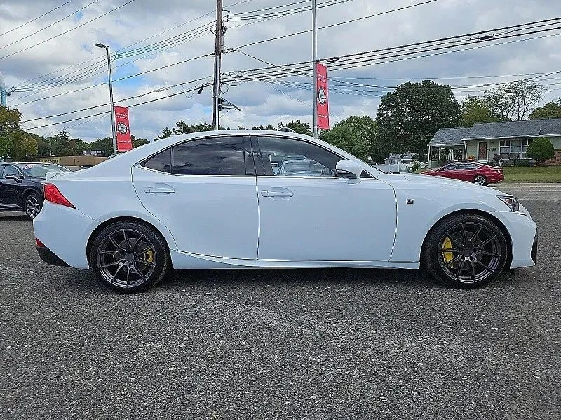 2019 Lexus IS 3rd Gen - Image 8 of 12