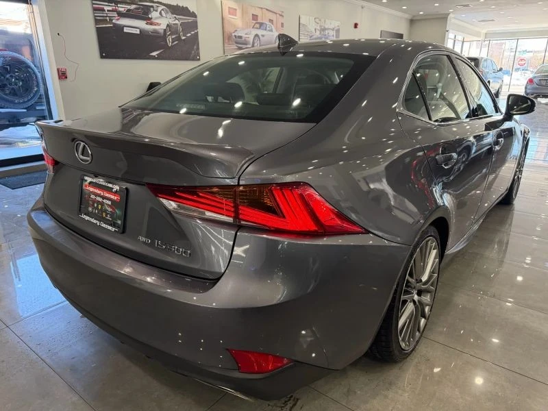 2019 Lexus IS 3rd Gen - Image 5 of 12