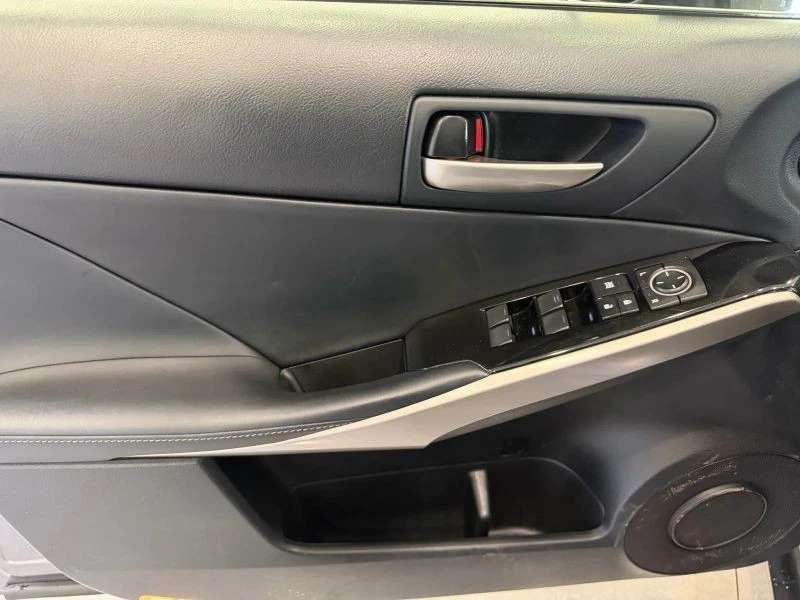 2019 Lexus IS 3rd Gen - Image 7 of 12