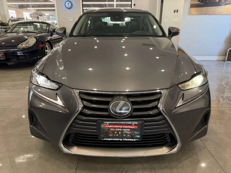 2019 Lexus IS 3rd Gen - Image 6 of 12