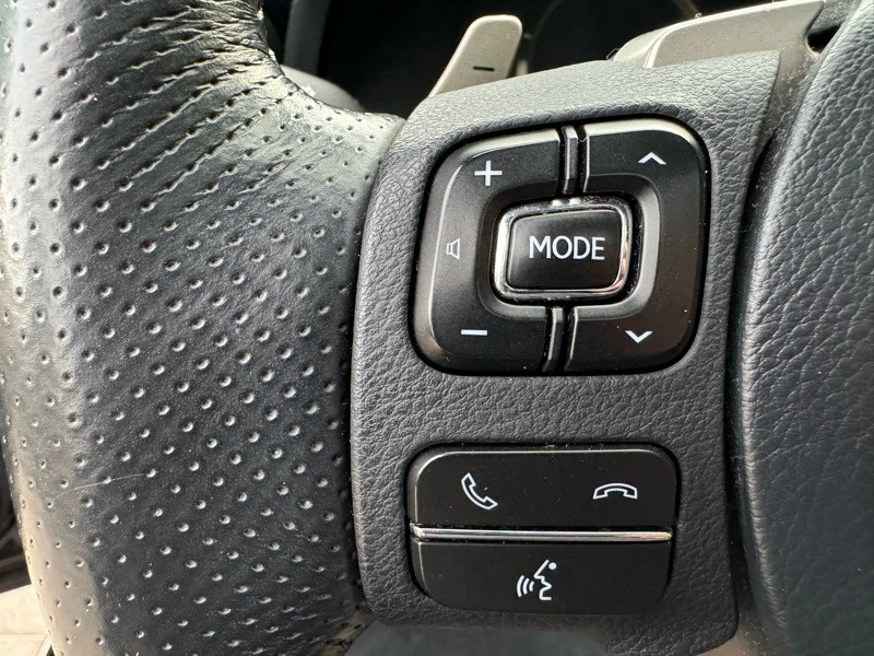 2019 Lexus IS 3rd Gen - Image 18 of 21