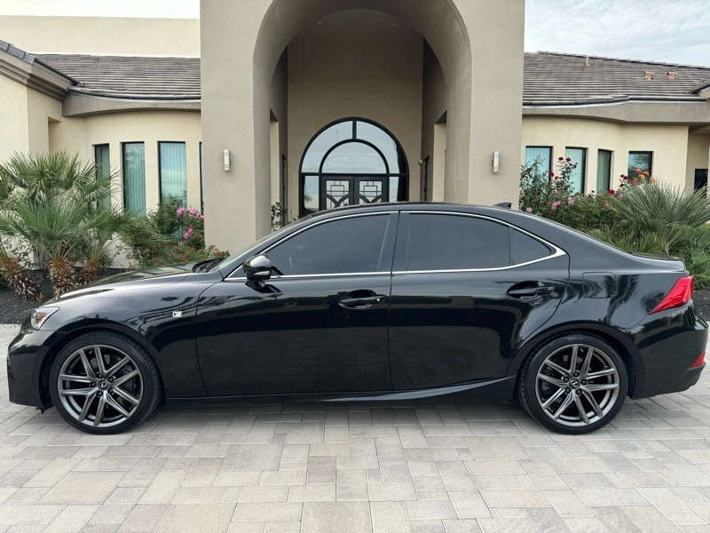 2019 Lexus IS 3rd Gen - Image 5 of 21