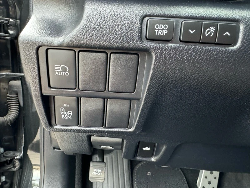 2019 Lexus IS 3rd Gen - Image 20 of 21