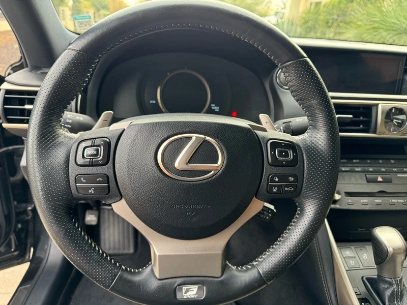 2019 Lexus IS 3rd Gen - Image 16 of 21