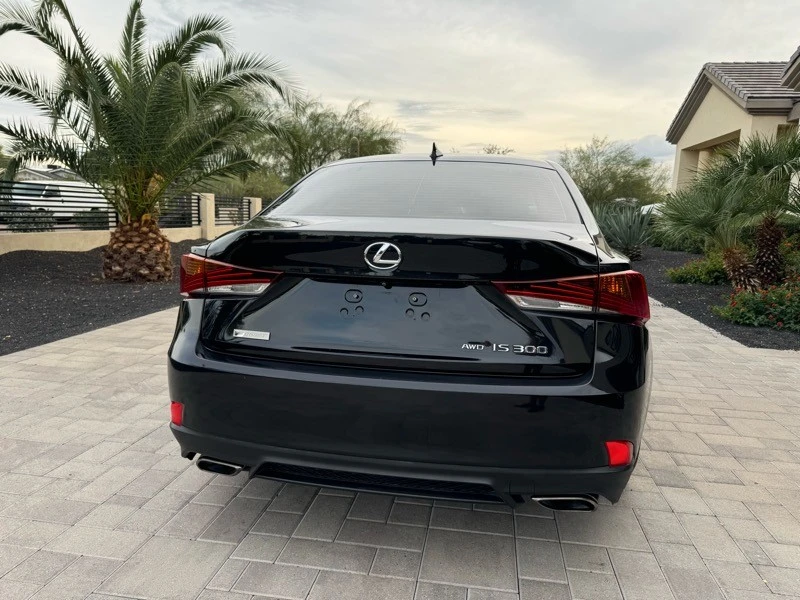 2019 Lexus IS 3rd Gen - Image 7 of 21