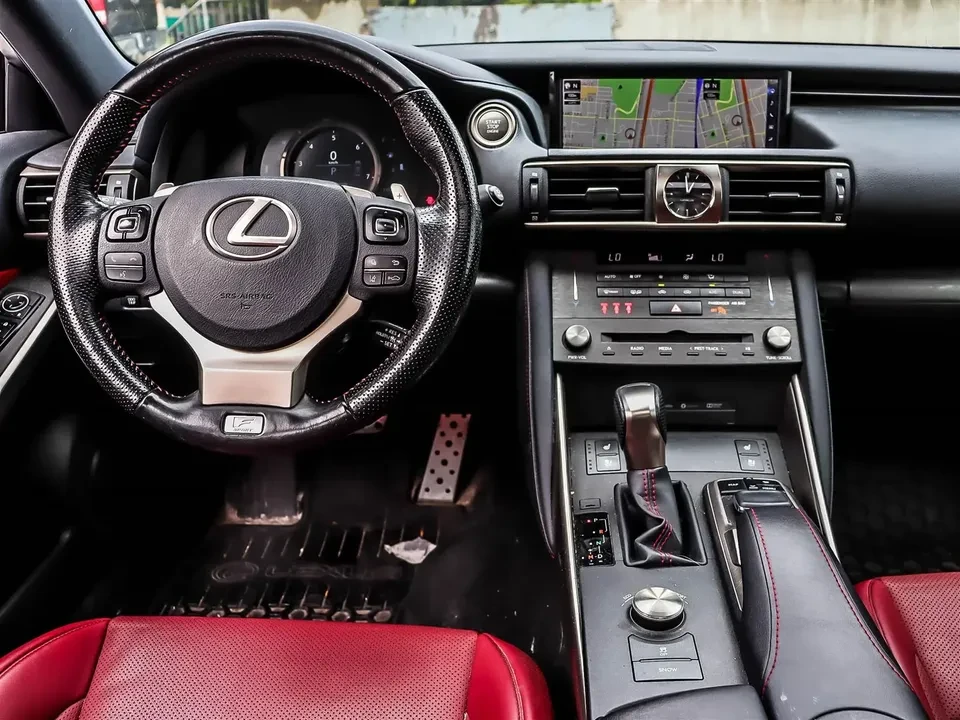 2019 Lexus IS 3rd Gen - Image 8 of 13