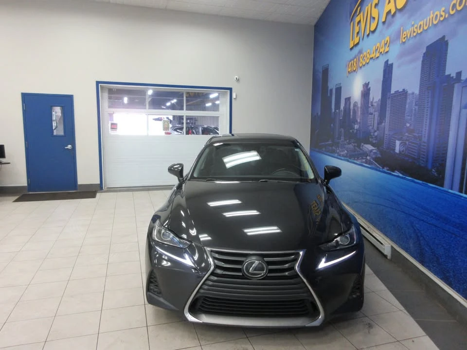 2019 Lexus IS 3rd Gen - Image 5 of 20