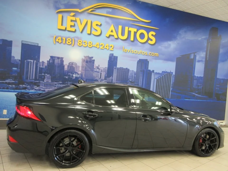 2019 Lexus IS 3rd Gen - Image 13 of 20