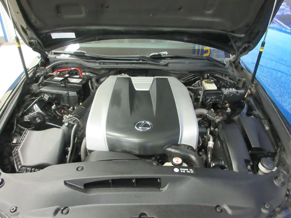 2019 Lexus IS 3rd Gen - Image 10 of 20