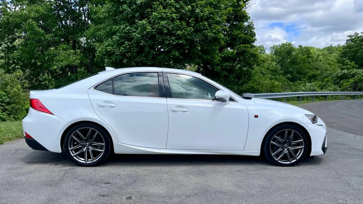 2019 Lexus IS 3rd Gen - Image 3 of 15