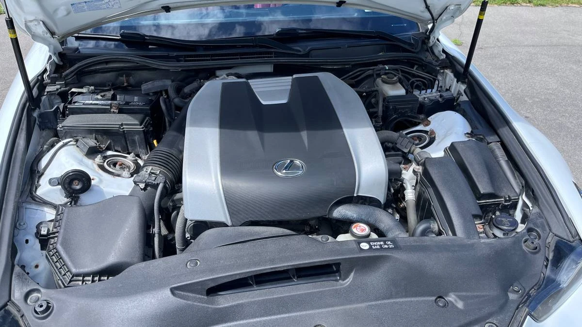 2019 Lexus IS 3rd Gen - Image 14 of 15