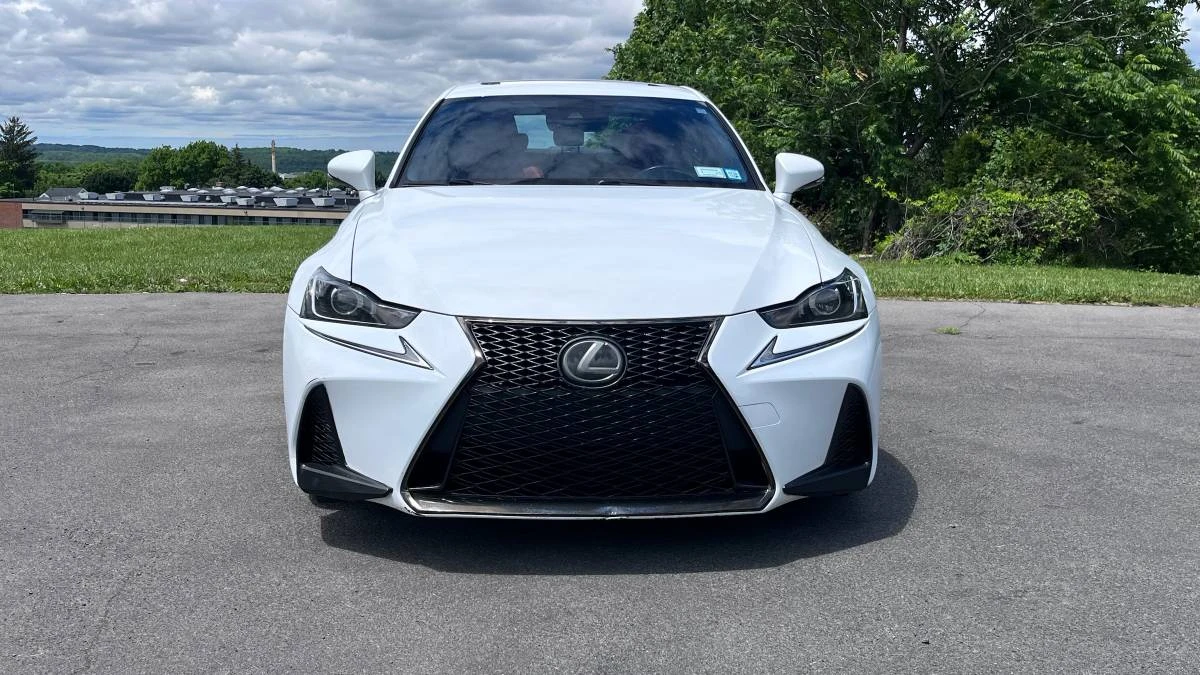 2019 Lexus IS 3rd Gen - Image 2 of 15