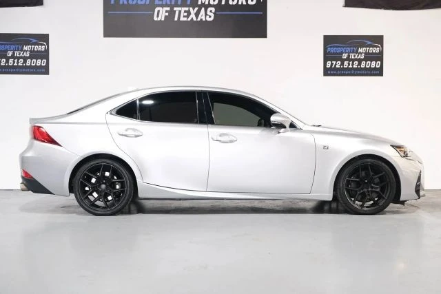 2019 Lexus IS 3rd Gen - Image 15 of 21