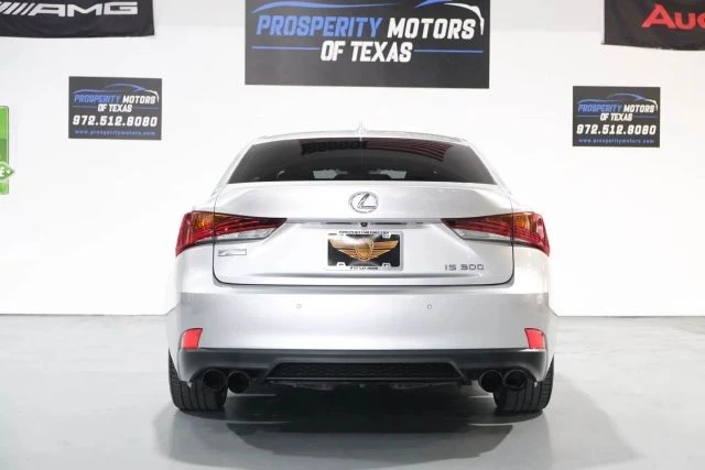 2019 Lexus IS 3rd Gen - Image 20 of 21