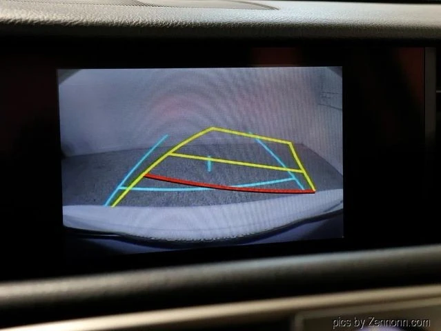 2019 Lexus IS 3rd Gen - Image 19 of 31