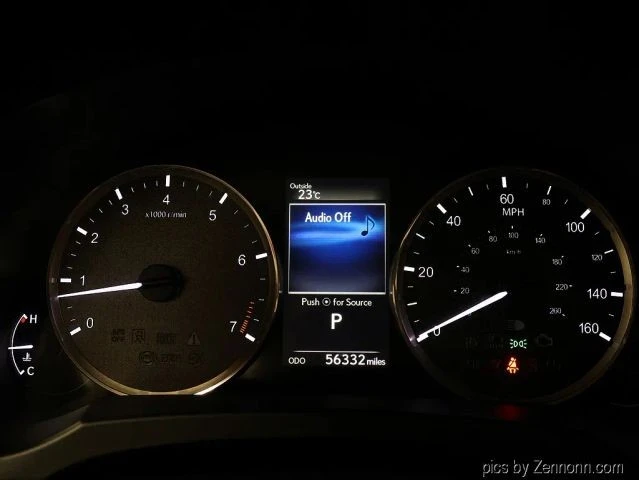 2019 Lexus IS 3rd Gen - Image 17 of 31
