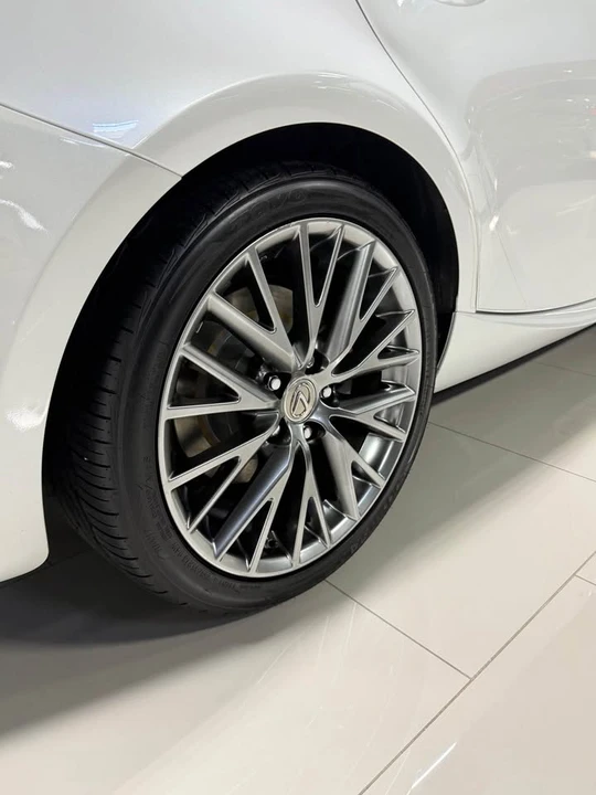 2019 Lexus IS 3rd Gen - Image 8 of 8