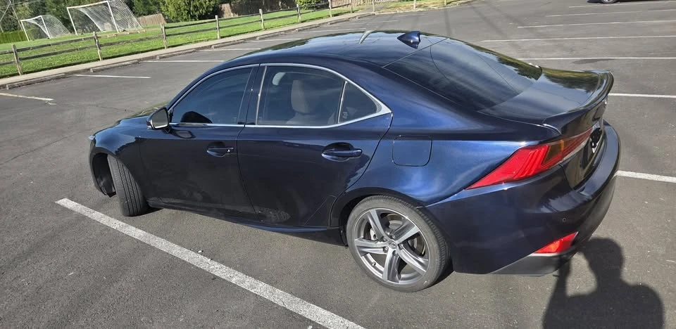 2019 Lexus IS 3rd Gen - Image 3 of 7