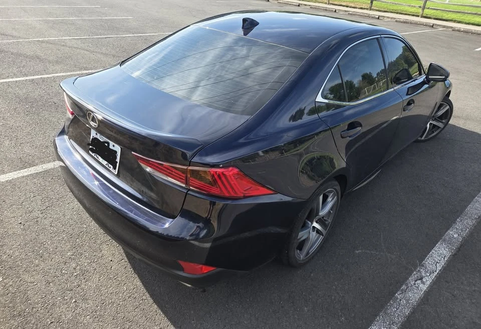 2019 Lexus IS 3rd Gen - Image 4 of 7