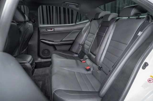 2019 Lexus IS 3rd Gen - Image 12 of 12